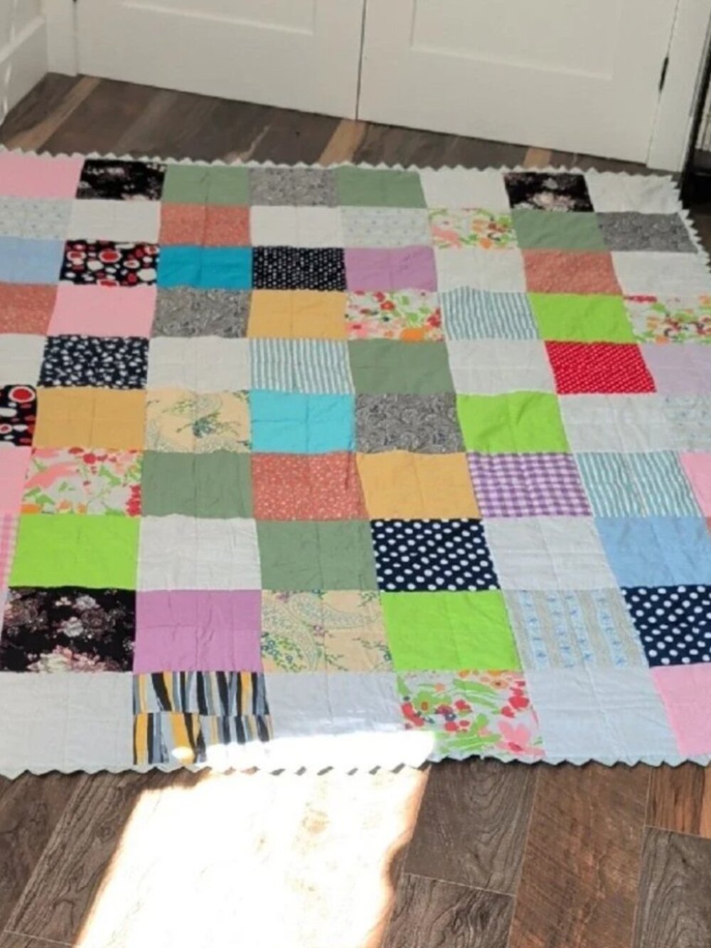 Vintage Handmade Patchwork Full / Queen Quilt - Picture 11 of 13